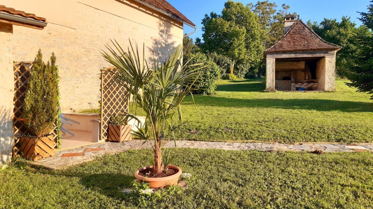 Gites Le Clos De Lamie Avec 2 Piscines Privees Fossemagne Exterior foto